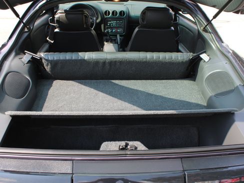 Used 1994 Pontiac Firebird Trans Am RWD image 10