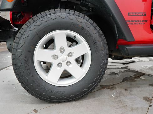 Used 2015 Jeep Wrangler Unlimited Sport w/ Quick Order Package 24S AWD/4WD image 26