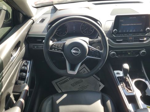 Certified 2025 Nissan Altima 2.5 SR image 15