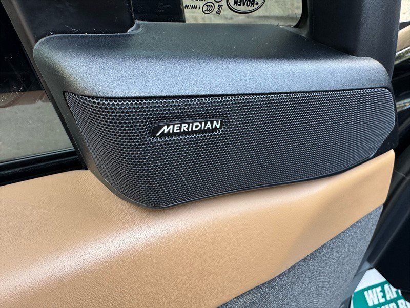 Used 2023 Land Rover Range Rover Sport SE Dynamic AWD/4WD image 13