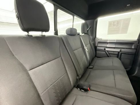 Used 2019 Ford F150 XLT w/ Equipment Group 302A Luxury AWD/4WD image 13