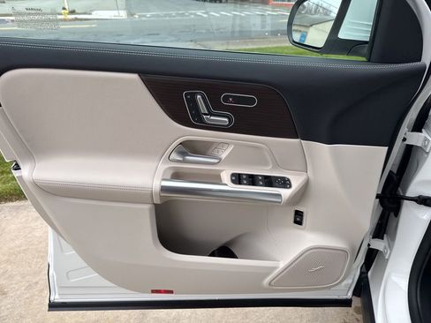 New 2026 Mercedes-Benz GLA 250 4MATIC image 16