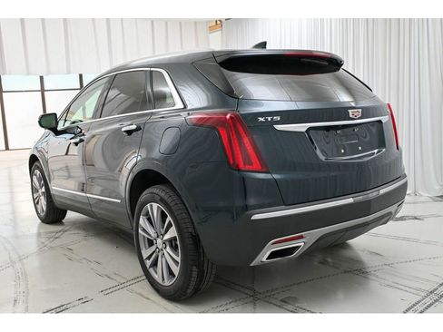 Certified 2025 Cadillac XT5 Premium Luxury image 5