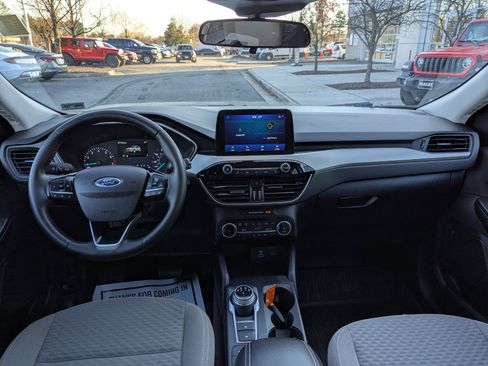 Used 2022 Ford Escape SE w/ Convenience Package image 10