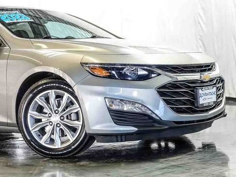 Certified 2023 Chevrolet Malibu LT FWD image 3