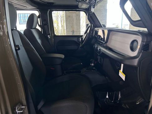 New 2026 Jeep Gladiator Sport image 17