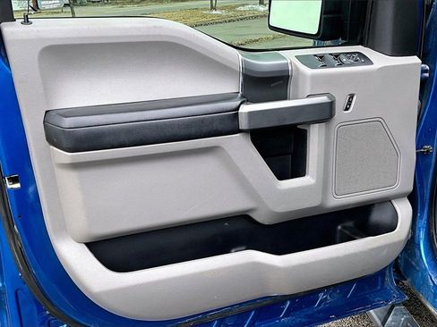 Used 2017 Ford F150 XLT w/ Equipment Group 302A Luxury image 20