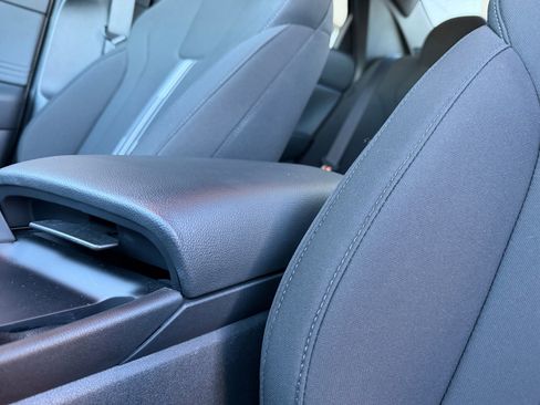 Certified 2025 Hyundai Elantra Sport w/ Cargo Package image 15