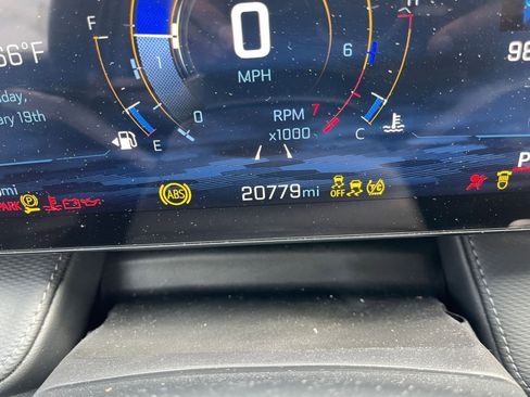 Used 2025 Chevrolet Equinox LT image 40