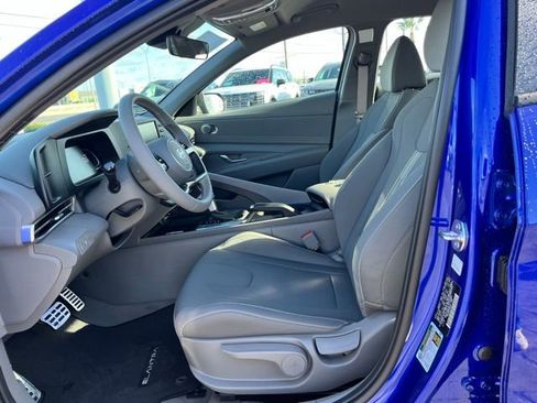 New 2026 Hyundai Elantra Sport FWD image 15