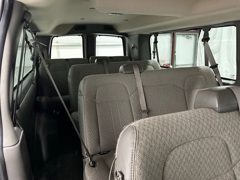 Used 2025 Chevrolet Express 3500 LT w/ LT Preferred Equipment Group image 42