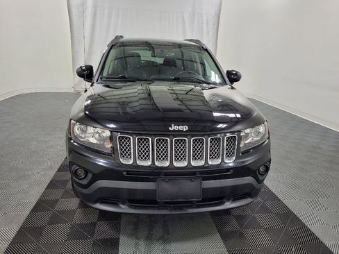 Used 2017 Jeep Compass Latitude AWD/4WD image 14