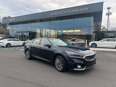 Used 2017 Kia Cadenza Premium w/ Luxury Package