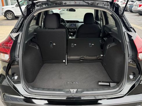 Used 2025 Nissan Kicks Play S image 23