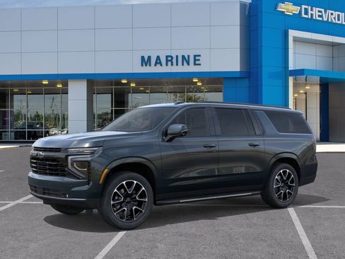 New 2026 Chevrolet Suburban RST w/ Comfort Package AWD/4WD image 2