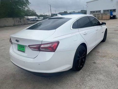 Used 2022 Chevrolet Malibu LT w/ Redline Edition image 8