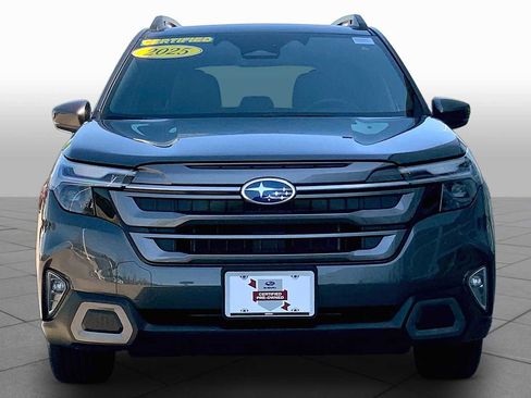 Used 2025 Subaru Forester Limited AWD/4WD image 4