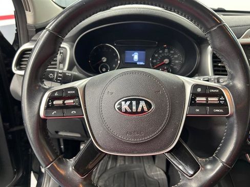 Used 2020 Kia Sorento LX w/ LX I4 Convenience Package image 19