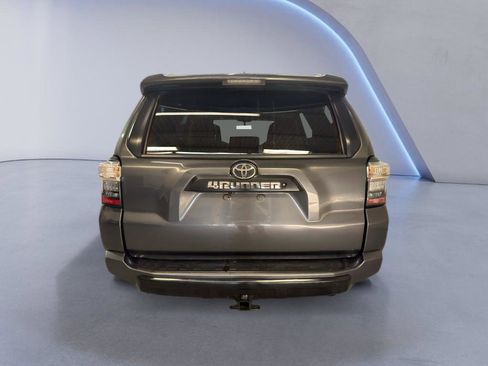 Used 2016 Toyota 4Runner TRD Pro AWD/4WD image 5