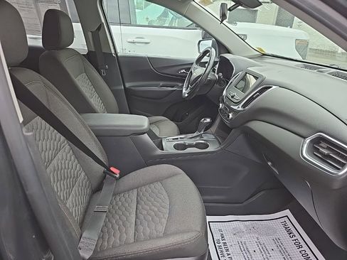 Used 2019 Chevrolet Equinox LT image 16