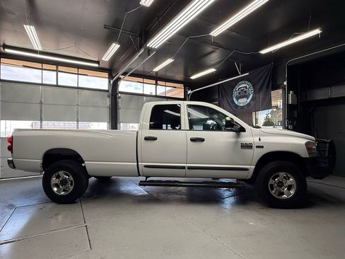 Used 2007 Dodge Ram 2500 Truck SLT w/ Quad Cab Big Horn Value Group image 2