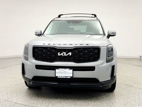Used 2022 Kia Telluride EX w/ EX Premium Package image 2