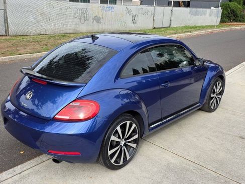 Used 2013 Volkswagen Beetle 2.0T FWD image 5