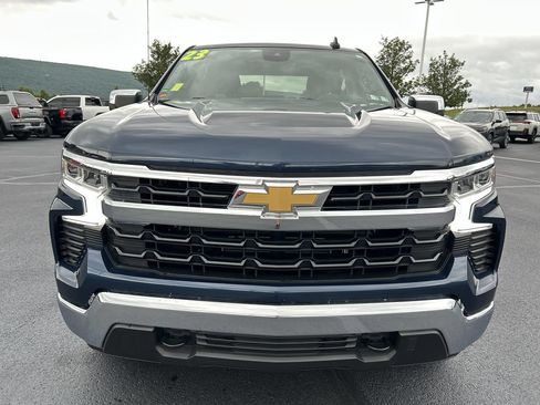 Used 2023 Chevrolet Silverado 1500 LT AWD/4WD image 14