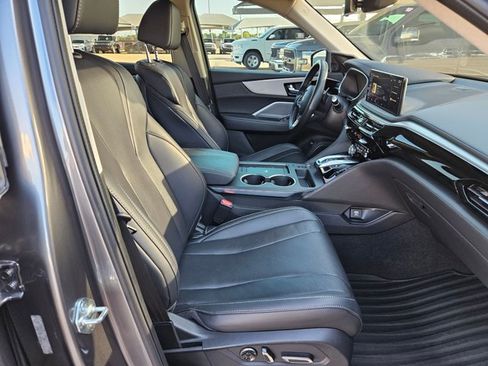 Used 2025 Acura MDX w/ Technology Package FWD image 17