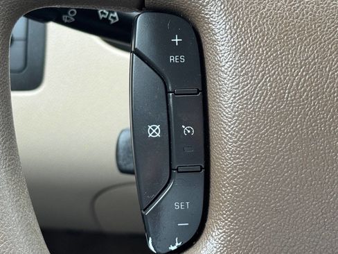 Used 2008 Chevrolet Impala LT image 23