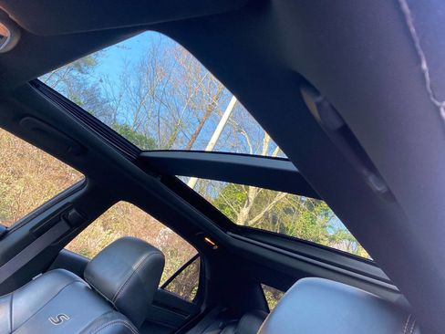 Used 2016 Chrysler 300 S w/ 300S Premium Group image 48