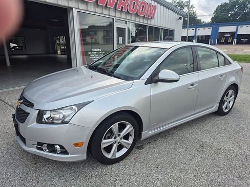 Used 2014 Chevrolet Cruze LT w/ Sun, Sound and Sport Package FWD image 1