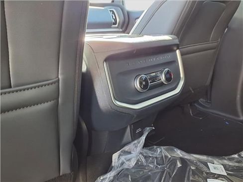 New 2026 Ford Expedition Active AWD/4WD image 29