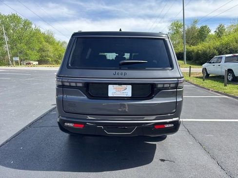 New 2026 Jeep Grand Wagoneer Summit AWD/4WD image 6