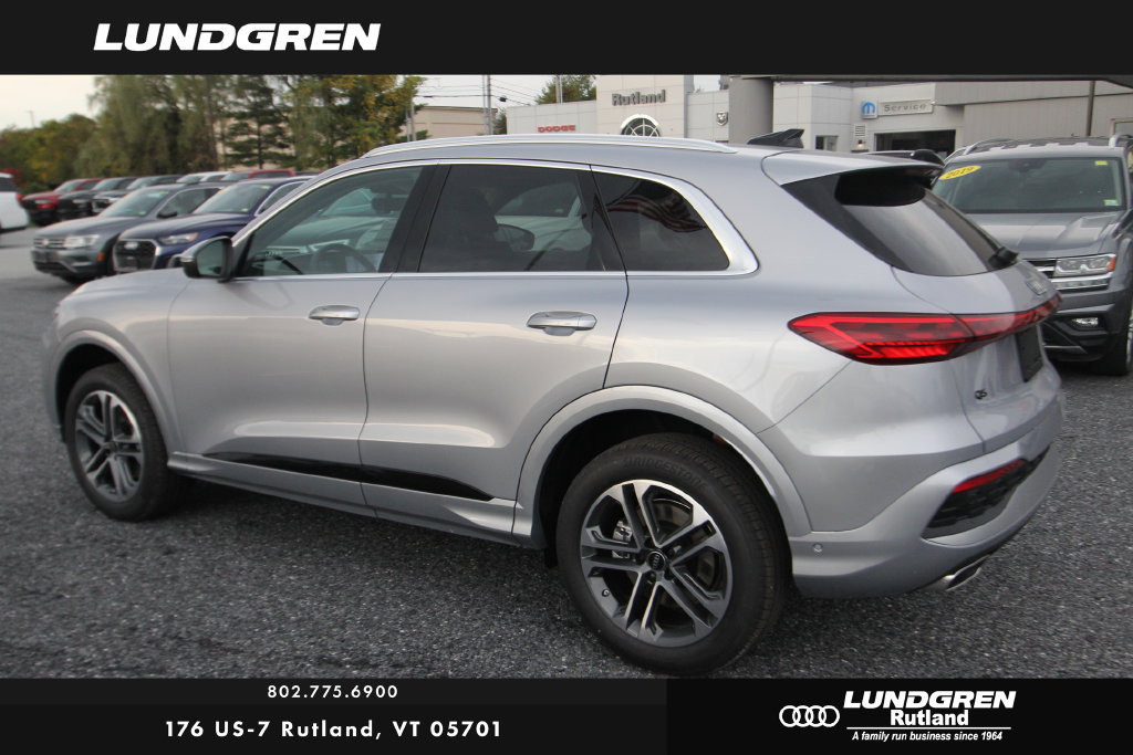 New 2026 Audi Q5 Premium AWD/4WD image 4