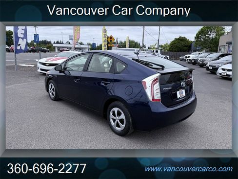 Used 2012 Toyota Prius Three w/ Solar Roof Pkg FWD image 5