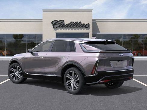 New 2025 Cadillac Lyriq Luxury image 25