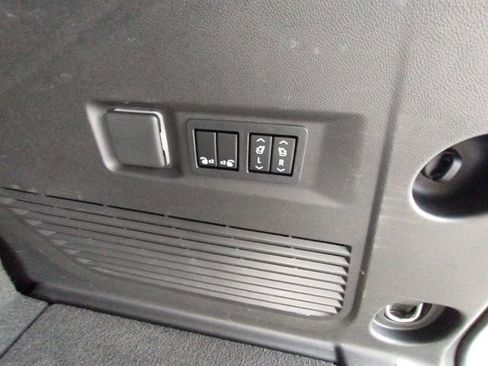 Used 2021 Chevrolet Tahoe High Country image 70