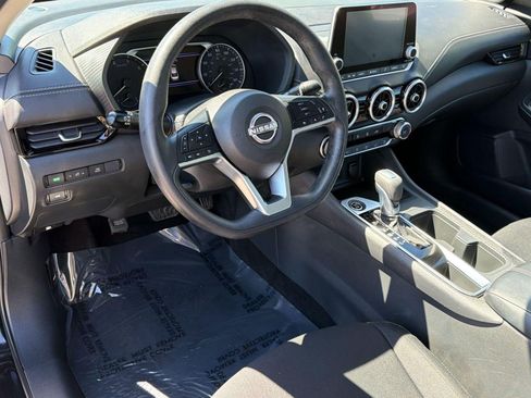 Used 2025 Nissan Sentra SV FWD image 4