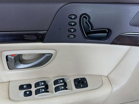 Used 2008 Kia Amanti w/ Leather Pkg FWD image 17