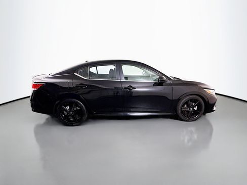 Used 2023 Nissan Sentra SR w/ Midnight Edition Package FWD image 11
