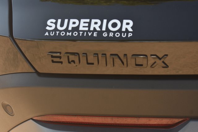New 2027 Chevrolet Equinox LT w/ Safety and Technology Package FWD image 7
