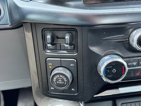 Used 2023 Ford F150 Limited AWD/4WD image 19