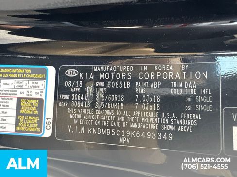 Used 2019 Kia Sedona EX image 28