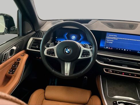 Used 2024 BMW X5 xDrive40i w/ M Sport Package AWD/4WD image 17