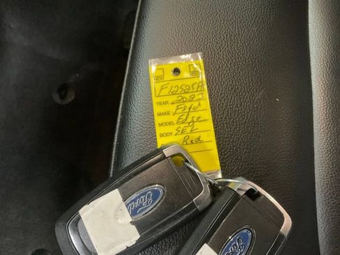 Used 2023 Ford Edge SEL w/ Convenience Package AWD/4WD image 11