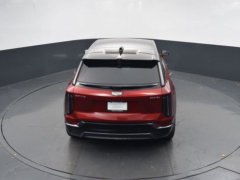 New 2026 Cadillac Optiq Sport 2 image 43