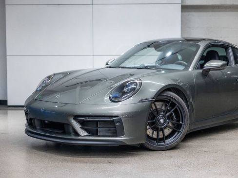 Certified 2024 Porsche 911 Carrera 4 GTS AWD/4WD image 17