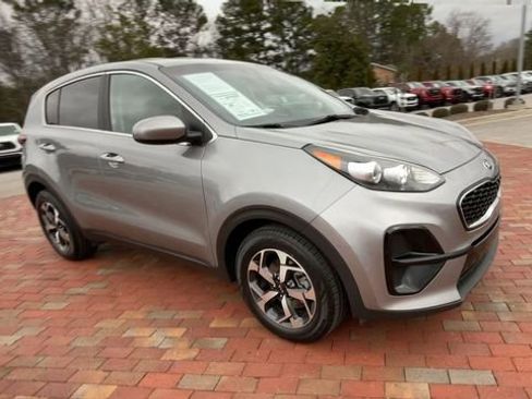 Used 2022 Kia Sportage LX FWD image 3