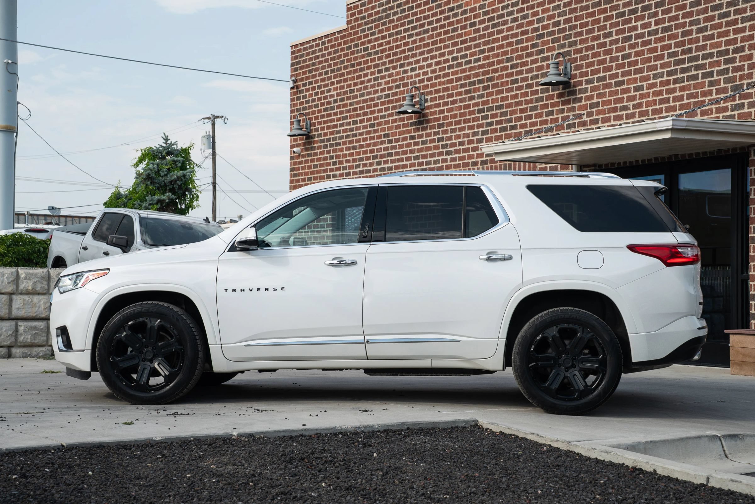 Used 2020 Chevrolet Traverse High Country AWD/4WD image 3